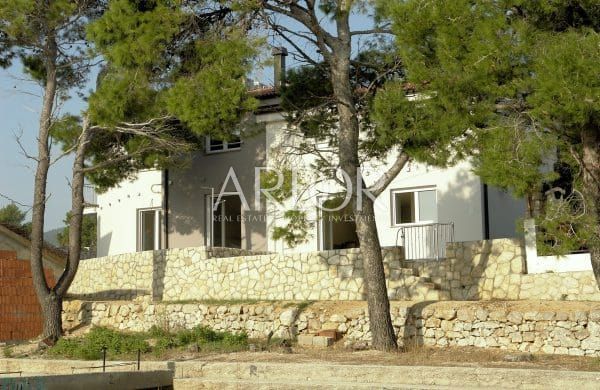 img-property